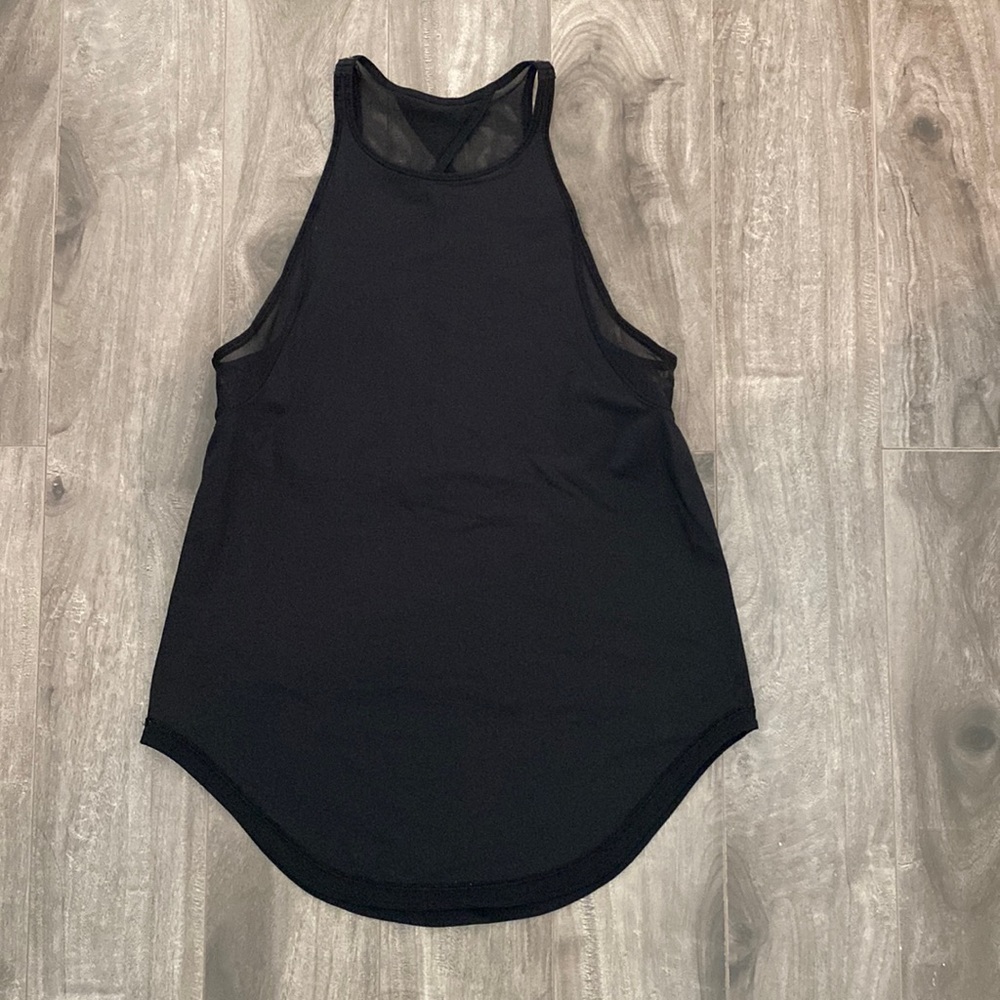 Women’s lululemon tank top